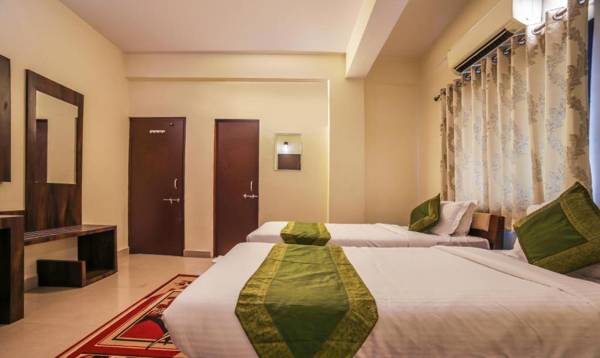 Treebo Trend Ivory House