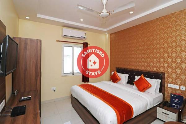 Collection O 13233 Grand Inn