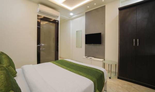 Treebo Trip Le Clover