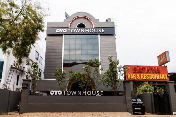 OYO Townhouse 155 Hotel Satya