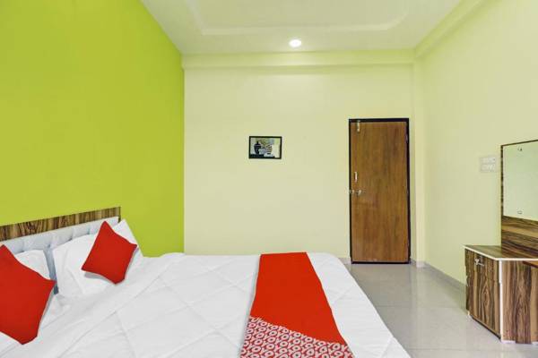 OYO 81959 Gold Service Apartment