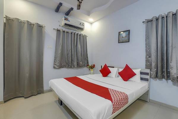 OYO Flagship 79408 Hotel Emerald