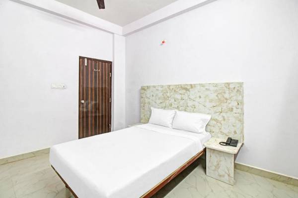 OYO 87543 Rahul service Apartment