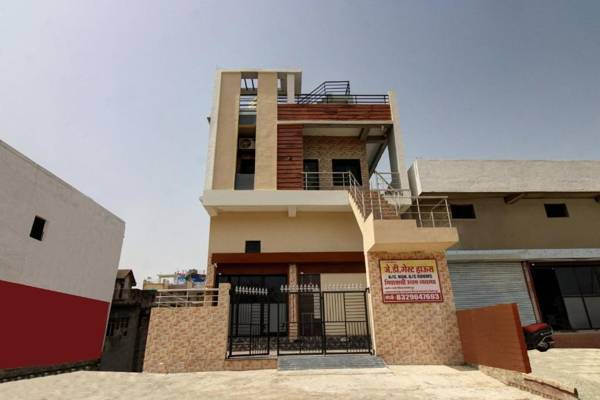 OYO 90210 J d guest House