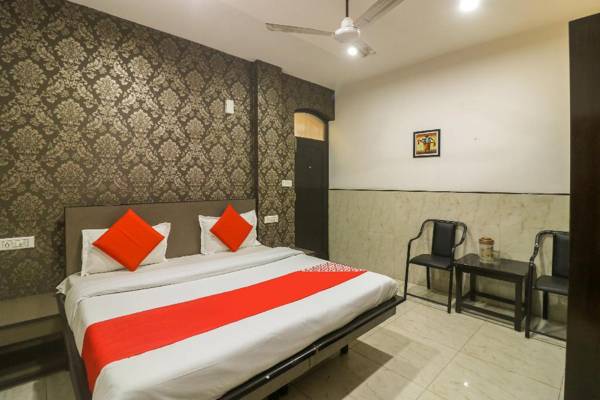 OYO 43150 Hotel Uttam Heritage