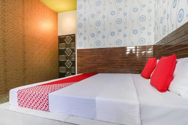 OYO 64820 Hotel Nbr