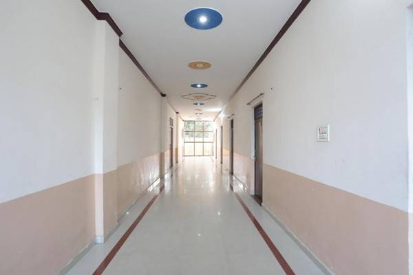 OYO Flagship 83441 Surprise Farm House