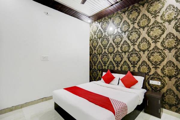 OYO Flagship 80414 Hotel Keshav Residency
