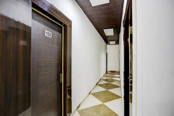 OYO Flagship 80414 Hotel Keshav Residency