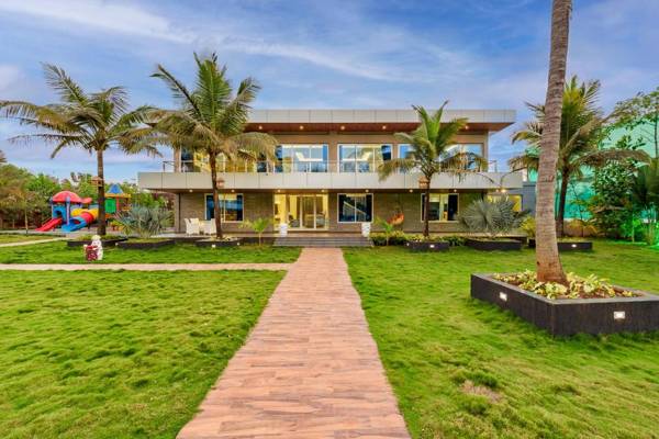 SaffronStays Palm Paradise