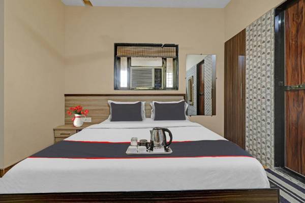 Collection O 88279 Gurudev Palace