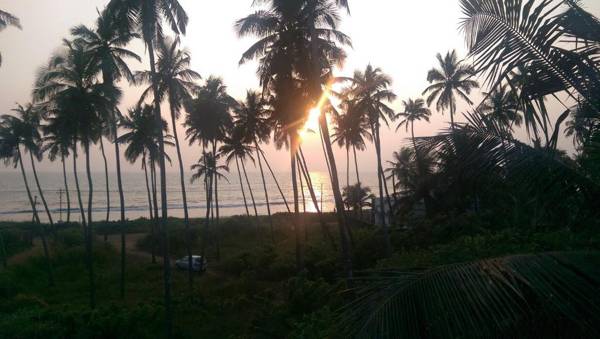 Sun n Tan Beach Home stay