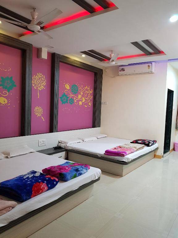 Hotel Shri Radhe Krishna