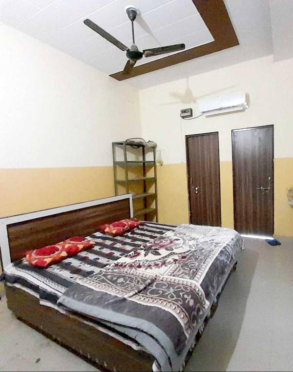 OYO 93311 Relax Inn Residency