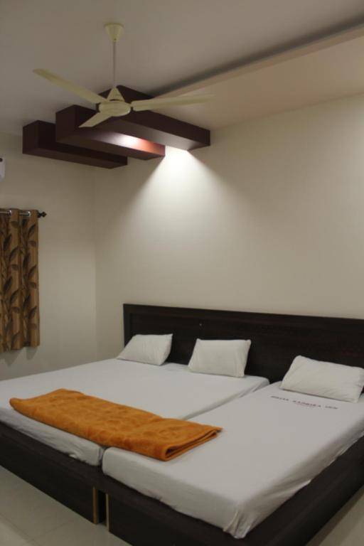 Hotel Radhika Inn