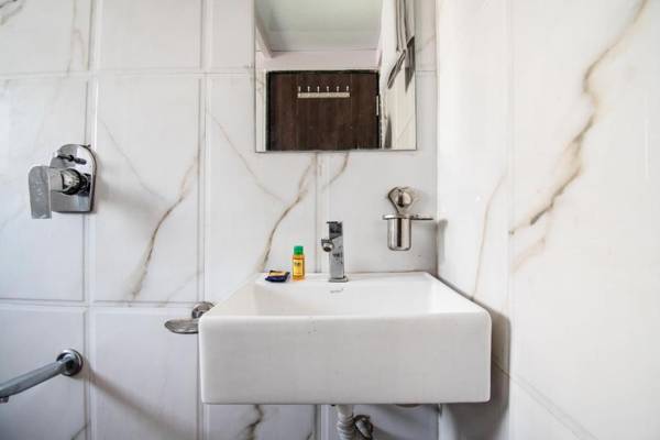 FabHotel Sahara Inn Nashik