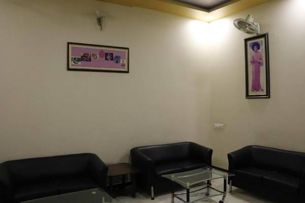 Hotel The Royal Dattani