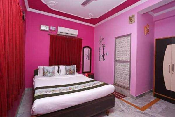 SPOT ON 92141 Sashi Hotel