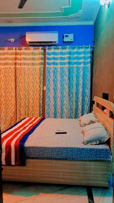 OYO 90892 Crown Food Court cfc