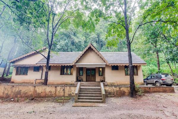 Old Magazine House - Jungle Lodges