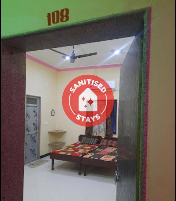 OYO 90762 Jyoti Guest House & Restaurant