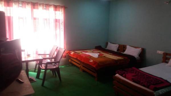 Vamoose Chandra Paradise