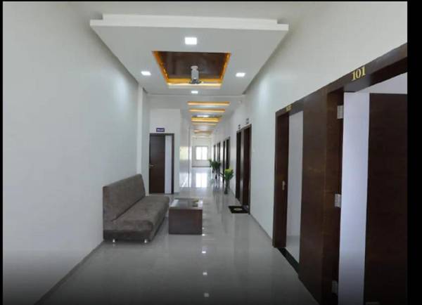 Hotel KV Pride Chikhli Maharashtra