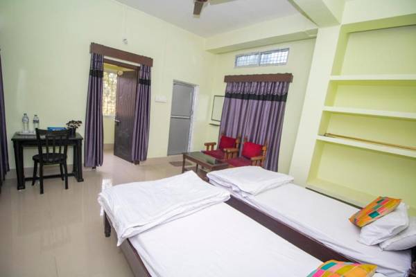 Hazarika Lodge & Home-Stay