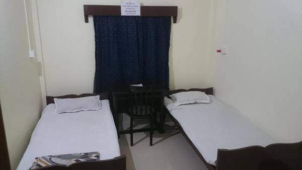 Hazarika Lodge & Home-Stay