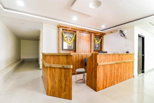 Capital O 49041 Hotel Shri Balaji Residency