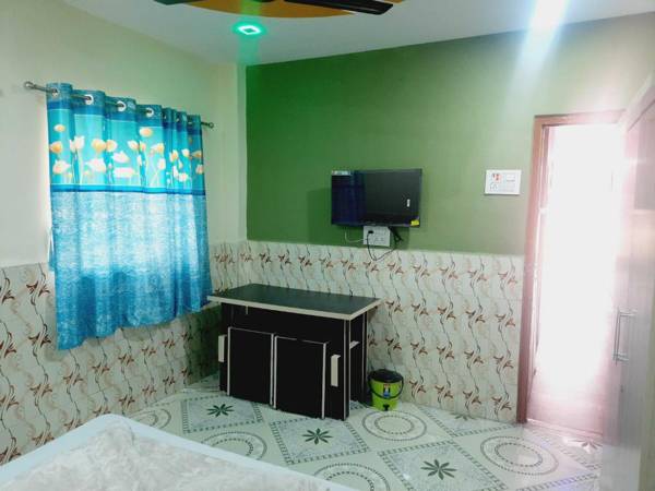 OYO 92926 Galaxy Lodge