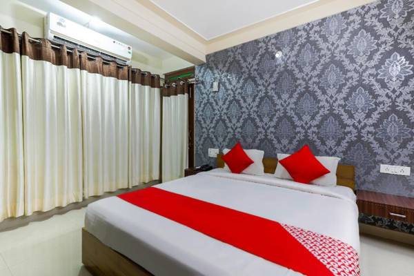 OYO 46078 Hotel Girnar