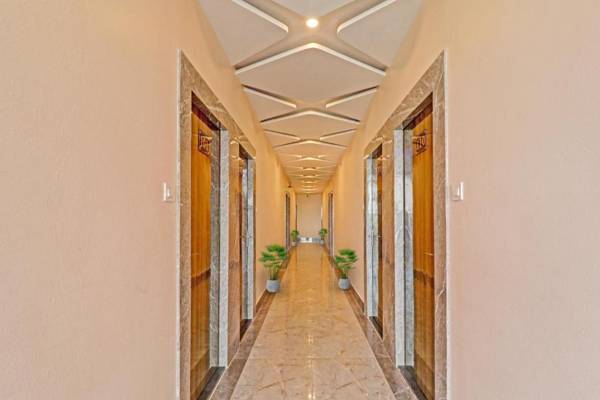 Capital O 89775 The Neel Sri Grand