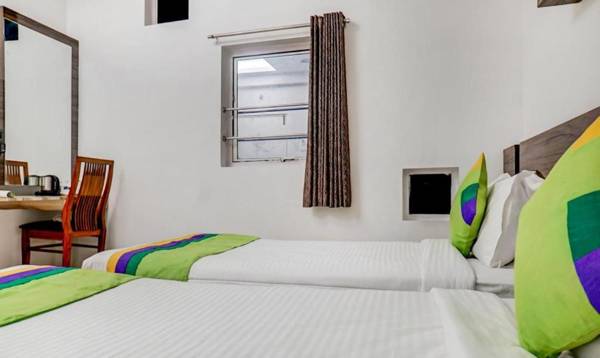 Hotel Shivas Inn