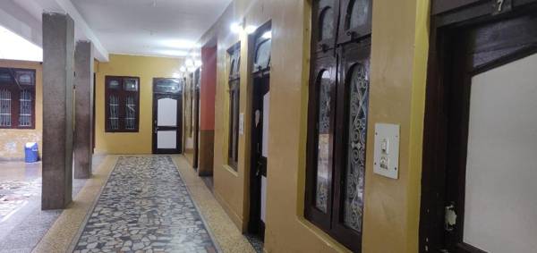 Prem Guest House Katra