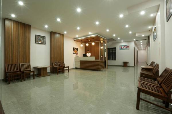 Hotel Katra Grand A Unit of Mal Mai Group