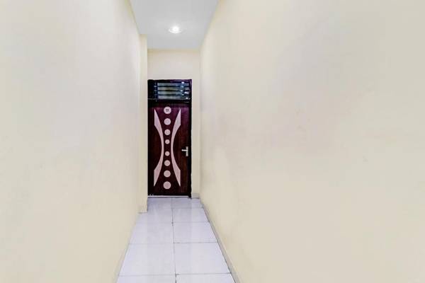 OYO 83506 Delhi Guest House