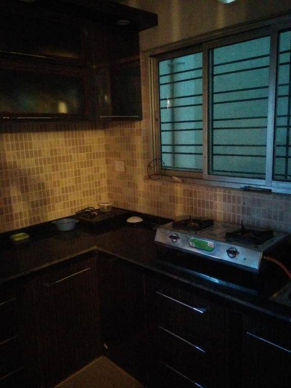 Contemporary 3BHK Apartment next to Acropolis Mall near Ruby