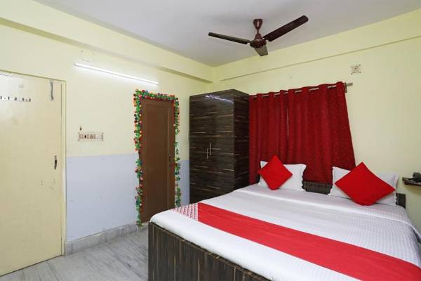 OYO 10919 Amar Raj Rooms