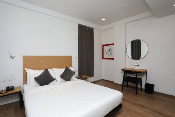 OYO Townhouse 060 Airport Green Arcade