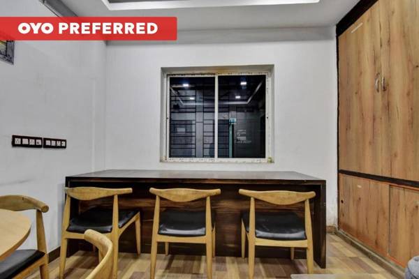 Townhouse 696 Hotel Mayfair Tower