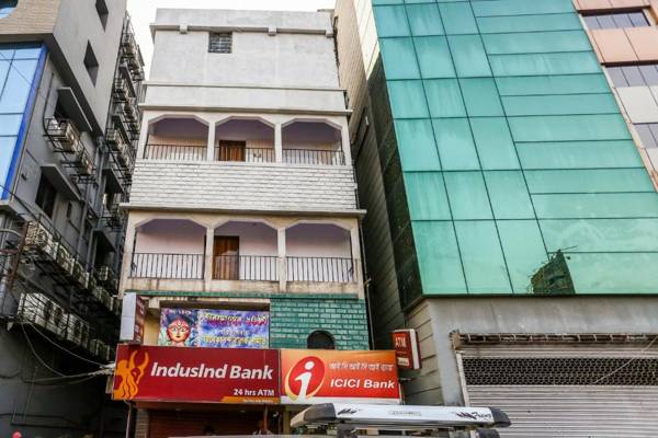 OYO 63154 Red Velvet Classic