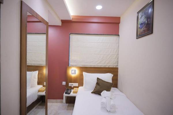 The Avenue Hotel Ballygunge