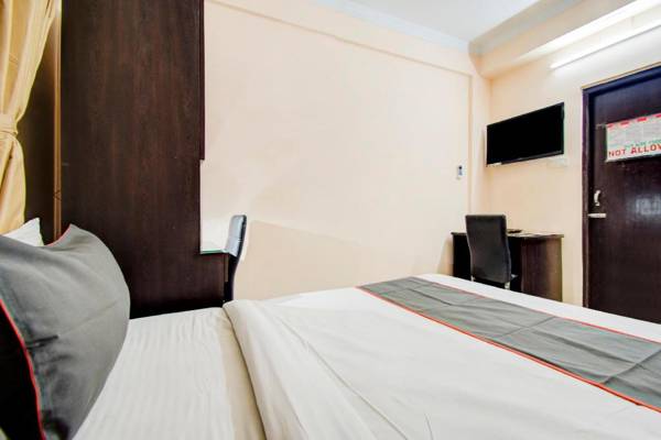 Collection O 76651 Dovers Inn