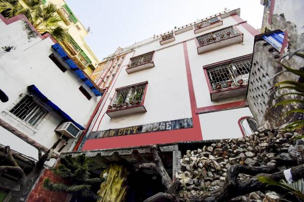 OYO Flagship 79312 New City Hotel