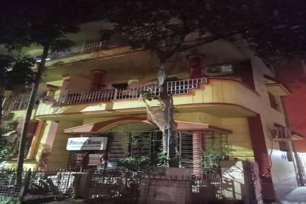 OYO HOME 82690 Atithi Nibash Guest House