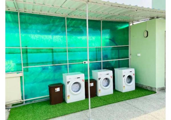 BluO Lake View Studio NewTown Terrace Garden Gym