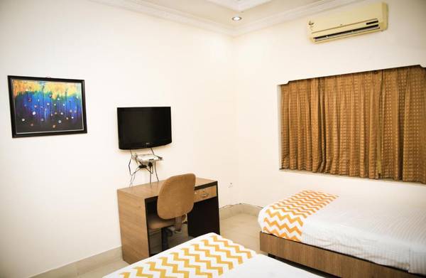 CrossRoads Apartment Hotel