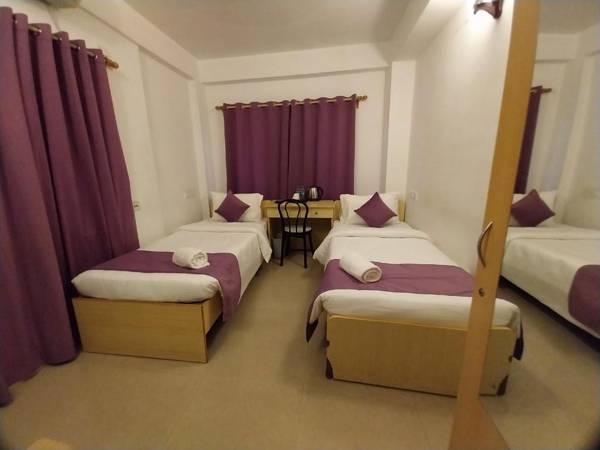 The Chorus Inn By Bela