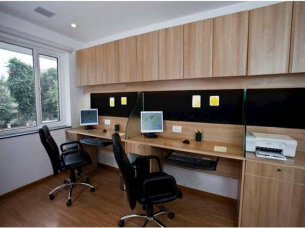 Workspace - Lemon Tree Hotel Ahmedabad